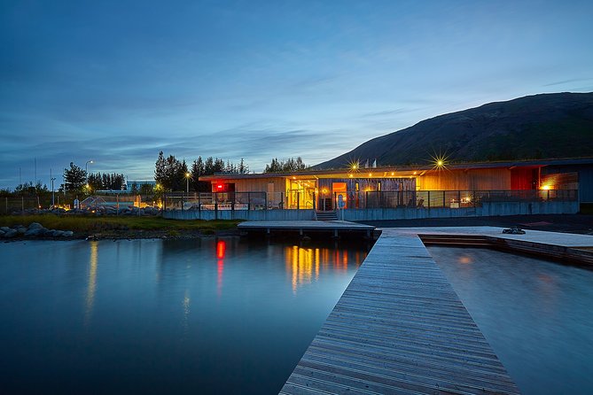 Golden Circle and Laugarvatn Fontana Geothermal Tour from Reykjavik - Group size, buses, and why you should pack flexibility