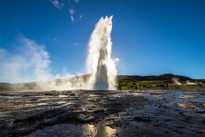 Golden Circle and Sky Lagoon Geothermal Spa Tour from Reykjavik - Þingvellir National Park: Rift Valley Views with Human History