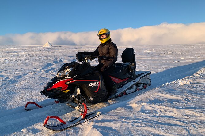 Golden Circle Glacier Super Jeep Tour / guided private tour - Geysir area and Strokkur: boiling water up to 30 meters