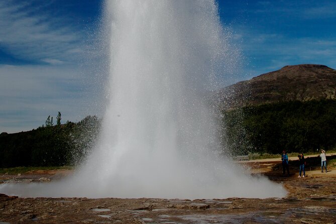 Golden Circle Iceland: Full-Day Guided Tour from Reykjavik - What the Guide Adds (When the Day Is Moving Fast)