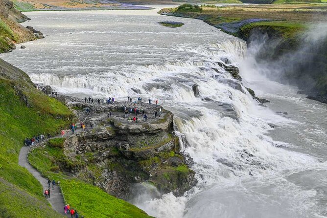 Golden Circle & Northern Lights Tour from Reykjavik - Northern Lights on the Reykjanes Peninsula: how the hunt is managed