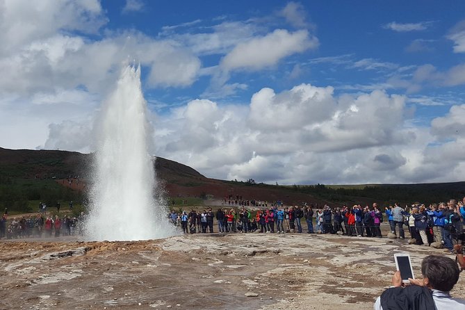 Golden Circle. Private Day Tour from Reykjavik - Kerið crater: a short walk with optional lake views