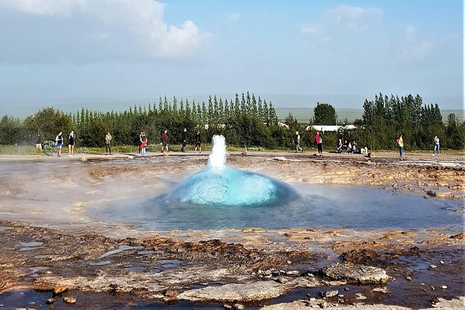 Golden Circle Private Day Tour - up to 9 passengers - Þingvellir (Pingvellir): Vikings, Politics, and Tectonic Action
