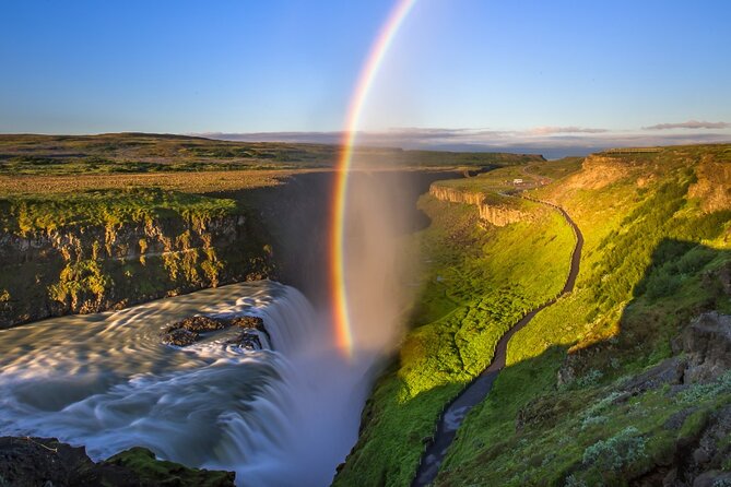 Golden Circle : Private Guided Day Tour + Blue Lagoon(Optional) - Geysir Geothermal Area and Strokkur: frequent eruptions you can time