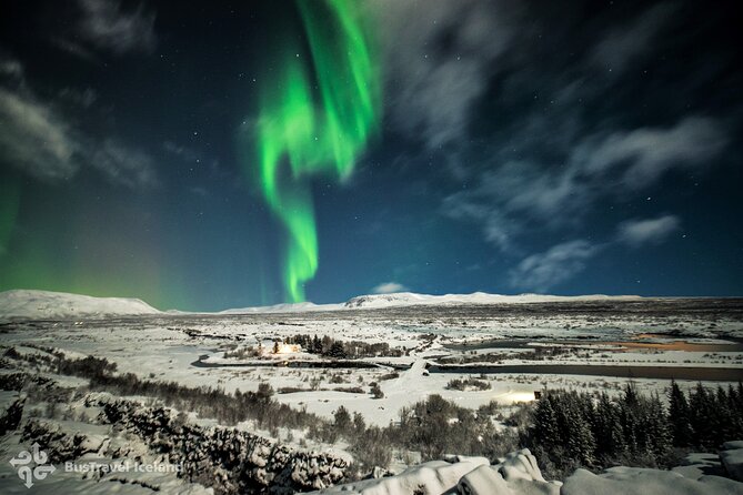 Golden Circle, Secret Lagoon and Northern Lights Tour - Stop 1: The Golden Circle Route (Geysir, Gullfoss, Þingvellir)