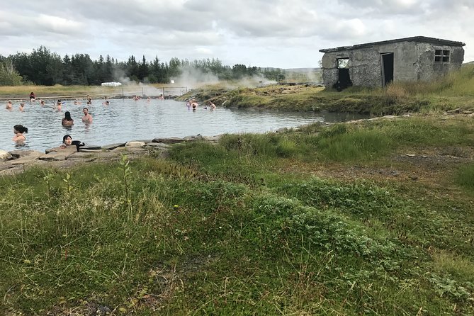 Golden Circle & Secret Lagoon & Friðheimar (lunch included) - PRIVATE TOUR - Gullfoss: Above Views Plus a Walk Toward the Power