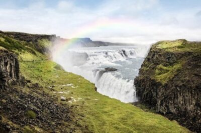 Golden Circle & South Coast Tour - Þingvellir National Park: where plates meet and Alþingi began