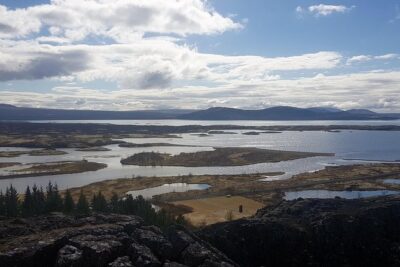 Golden Circle Tour - Geysir area: understanding the difference between old and active