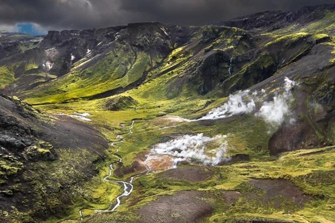 Helicopter Flight Over Geothermal Landscapes from Reykjavik - Entering Iceland’s geothermal world from above and close-up