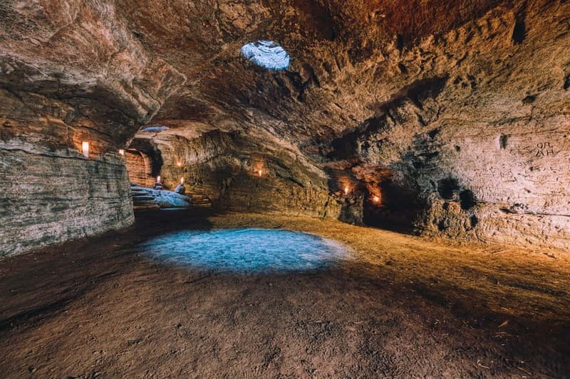 Hella: Guided Tour of Ancient Man-Made Caves - Your guide experience: what to expect from English storytelling