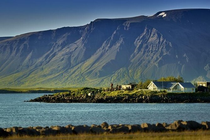 Hike to Mt Esja - Why Mount Esja is the Reykjavik hike you can actually fit in