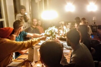 Hire a Private Chef - Sit-Down vs Buffet: Pick the Style That Matches Your Group