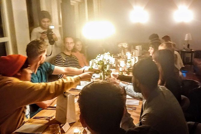 Hire a Private Chef - Sit-Down vs Buffet: Pick the Style That Matches Your Group
