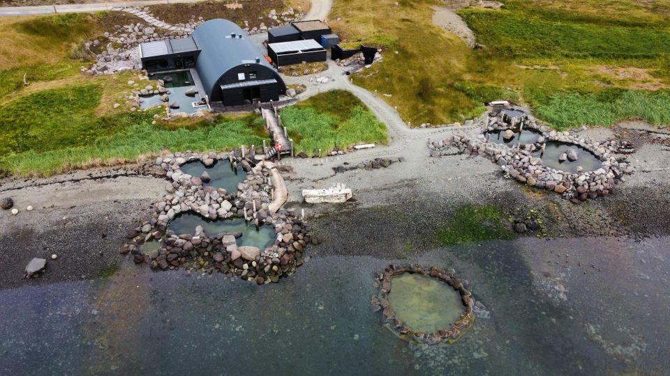Hvammsvik Hot Springs: Admission Package - Facilities that make a difference: lockers, showers, and where to warm up between soaks
