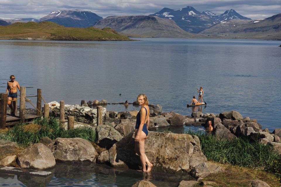 Hvammsvik Hot Springs: Admission Package - Getting there from Reykjavik: a short drive with a scenic payoff