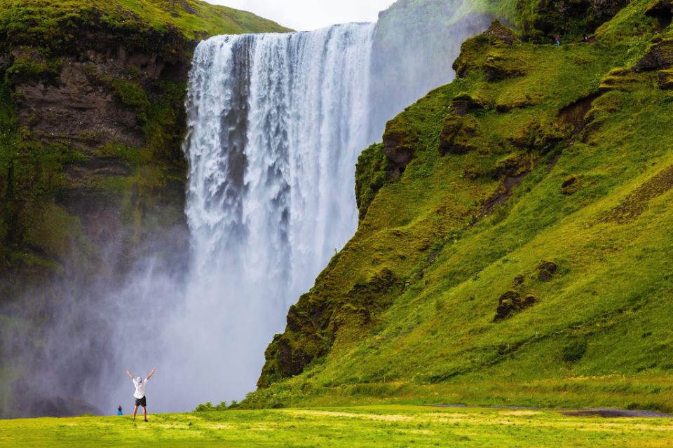 Iceland: South Coast and Northern Lights Tour - Vík Village Stop: Iceland’s Southern Village Feel Without the Crowds