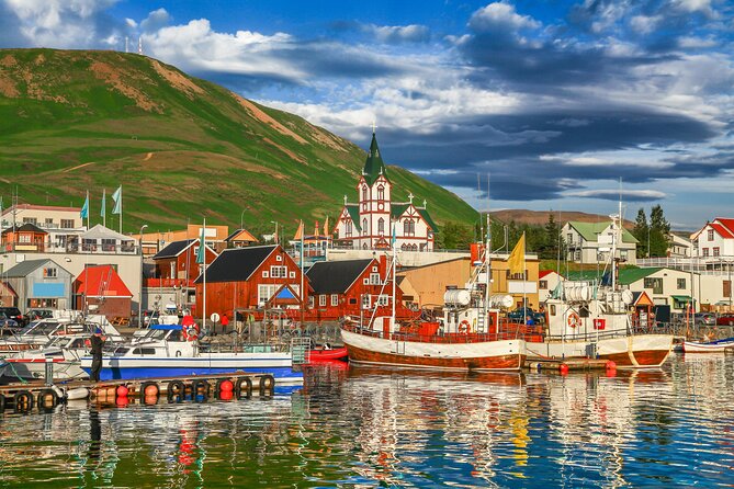 Iceland's Golden Circle Self-Guided Audio Driving Tour - Gullfoss plus Secret Lagoon and Friðheimar food stop