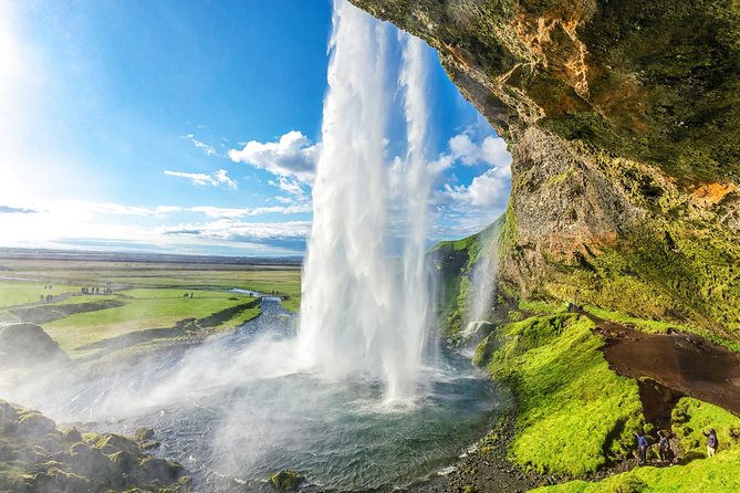 Iceland's South Coast Full Day Tour from Reykjavik - Vik: The Small Fishing Village Break