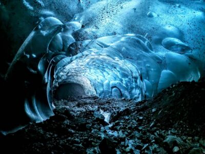Jökulsárlón: Blue Ice Cave Tour and Glacier Walk - The Jeep Ride to Vatnajökull: Short Transit, Big Change