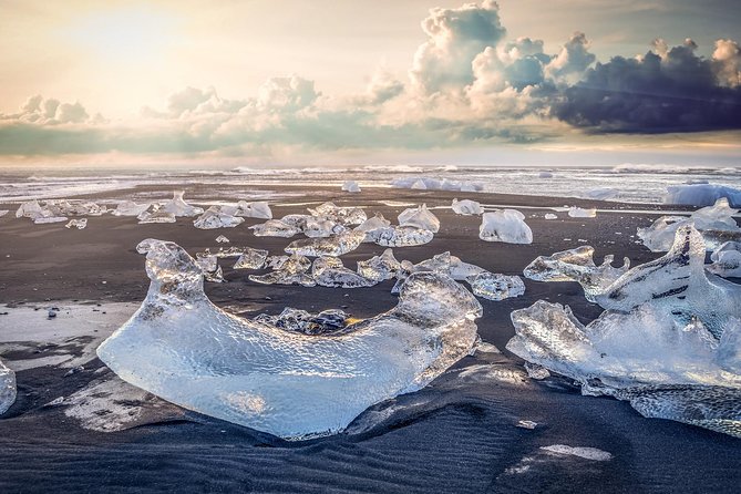 Jökulsárlón Glacier Lagoon and the South Coast Private Tour from Reykjavik - Seljalandsfoss first: the 30-minute walk-behind payoff