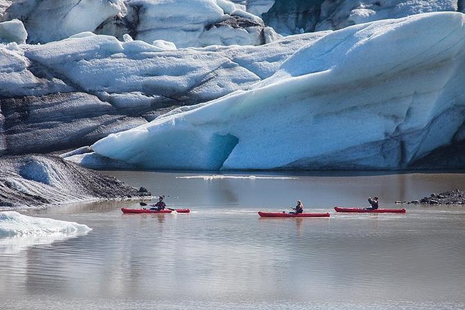 Kayaking on the Sólheimajökull Glacier Lagoon - Meeting at Sólheimajökull Parking Lot and Getting Sorted Fast