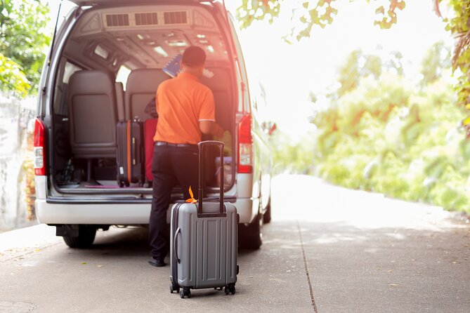 Keflavik Airport Private Transfer To/From Reykjavik cruise Ports - Practical tips to make this transfer work in real weather