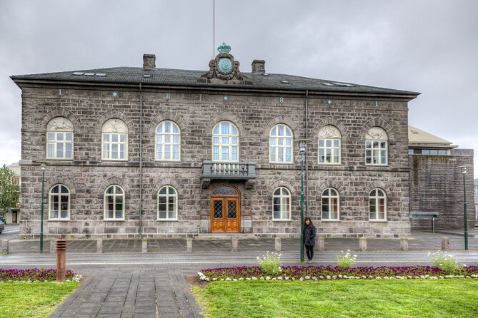Keflavik International Airport Private Transfer - Booking timing and what the mobile ticket means for you