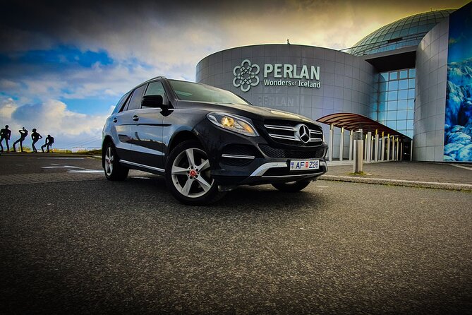 Keflavik To Reykjavik Private Luxury Airport Transfer - Day or night flights: the timing advantage is booking with a buffer
