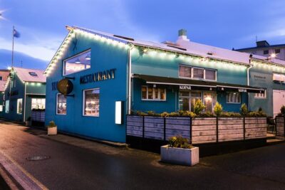 Kopar Fine Dining Dinner and Northern Lights Cruise from Reykjavik - The 1-minute handoff: how the dinner-to-cruise flow actually works