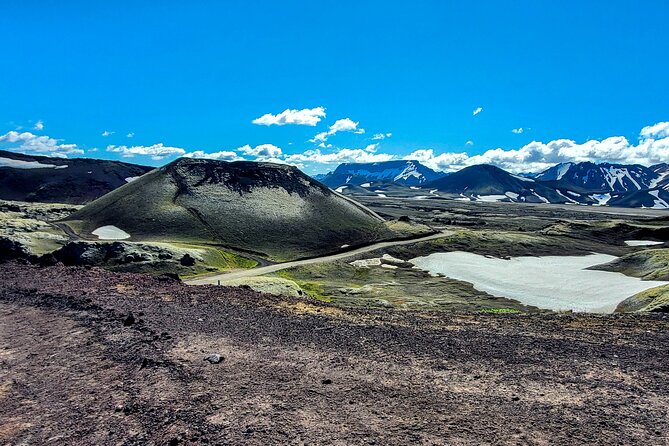 Landmannalaugar, Hekla, Sigoldugljufur 4x4 tour with Hiking - How the Super Jeep Day Flows from Reykjavik