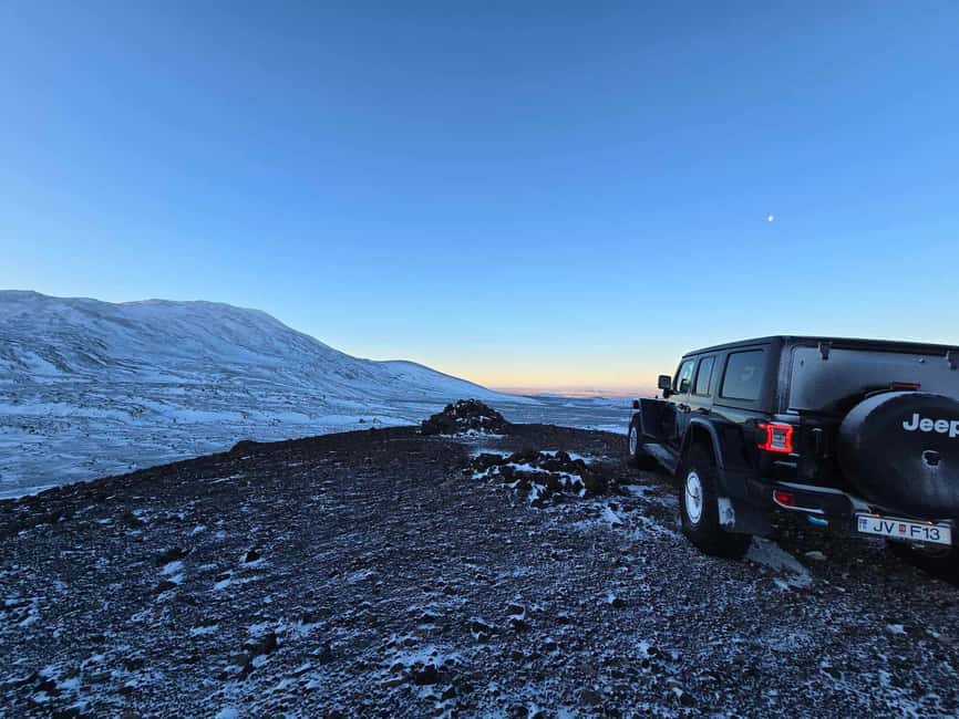 Landmannalaugar Jeep Tour - Laugahraun Lava Fields and Brennisteinsalda Color Peaks