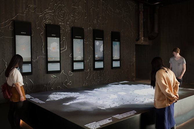 Lava Centre Interactive Volcano Exhibition - The film and recent eruptions: turning screens into context