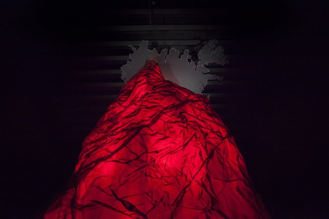 Lava Centre Interactive Volcano Exhibition - What makes it work for families (without boring adults)