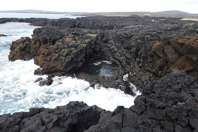 Lava, Craters and Hot Springs Private Tour - Reykjanes, explained in 6 hours 30 minutes