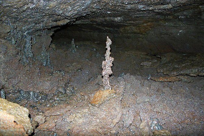 Lava Tunnel Caving with Transfer | Small Group - What You’ll See: Lava Colors, Rock Faces, and Stalagmites