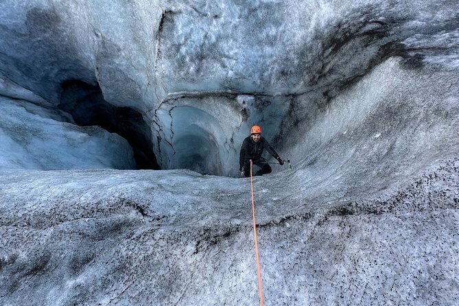 Micro group - Ice climbing at Sólheimajökull - From Parking Lot to Glacier Tongue: The 15-Minute Reality Check