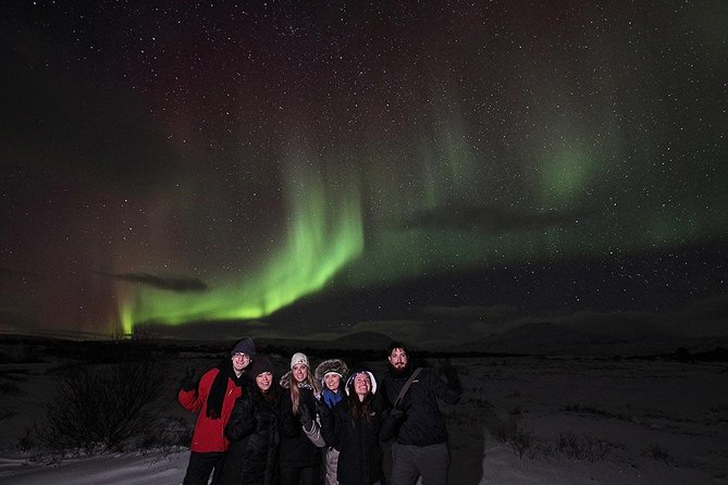 Northern Lights and Stargazing Small-Group Tour with Local Guide - Comfort breaks: hot chocolate, Kleina, and staying functional in the cold