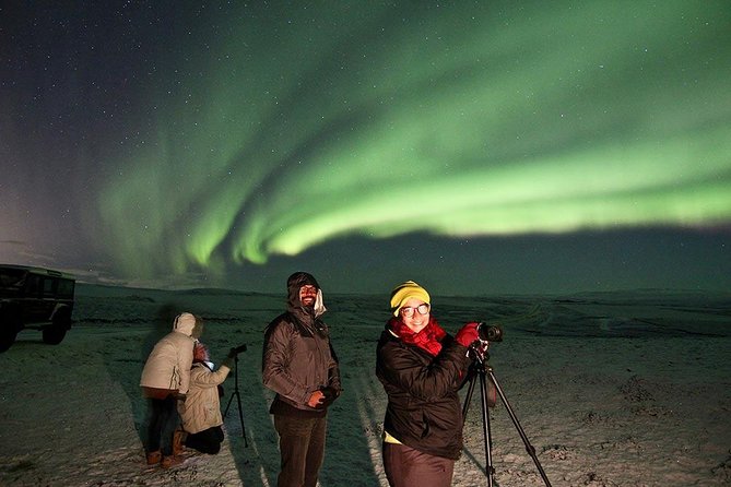 Northern Lights and Stargazing Small-Group Tour with Local Guide - The 4x4 ride out: dark skies, cloud watching, and “modified superjeeps”