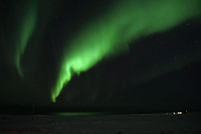 Northern lights hunting with plan G - Plan G’s private northern lights hunt: small group, big attention