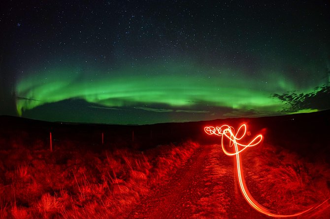 Northern lights hunting with plan G - Pickup and the 9:00 pm start: timing that fits the late-sky game