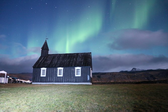 Northern Lights Midnight Adventure Small-Group from Reykjavík - Why this Reykjavík aurora hunt feels more purposeful