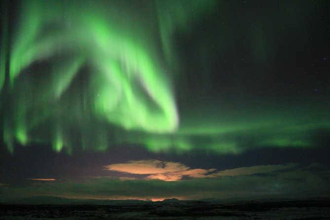 Northern Lights Midnight Adventure Small-Group from Reykjavík - Packing tips so you don’t miss the magic through cold