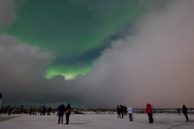 Northern Lights Small Group Guided Tour from Reykjavik - Entering Reykjavik at 9:30 pm: when the tour really starts