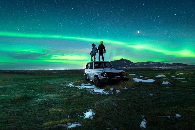 Northern Lights Small-Group Tour with Free Photos & Hot Chocolate - Key highlights worth knowing