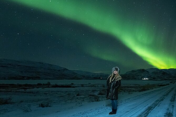 Northern Lights Small Group Tour with Photos - The strategy: driving within an hour and changing spots