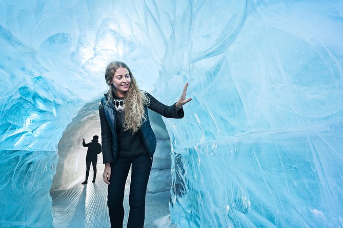 Perlan - Wonders of Iceland Experience - Step-by-step: the ice cave and the volcano story (the part you’ll remember)