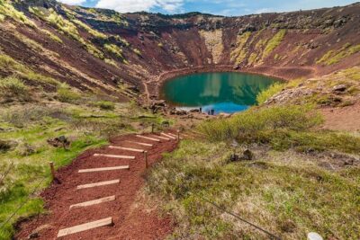 Premium Golden Circle Tour in Jeep - Geysir’s eruptions and Gullfoss’s power: the classics, timed right