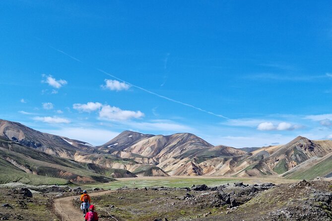 Private Day Trip in Landmannalaugar South Region area on a 4x4 truck - Timing and route: why the 9:00 start works