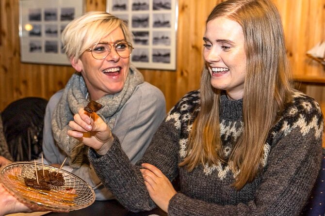 Private Food Walking Tour in Reykjavik - Ingólfstorg and the harbor: first Icelandic bites with context