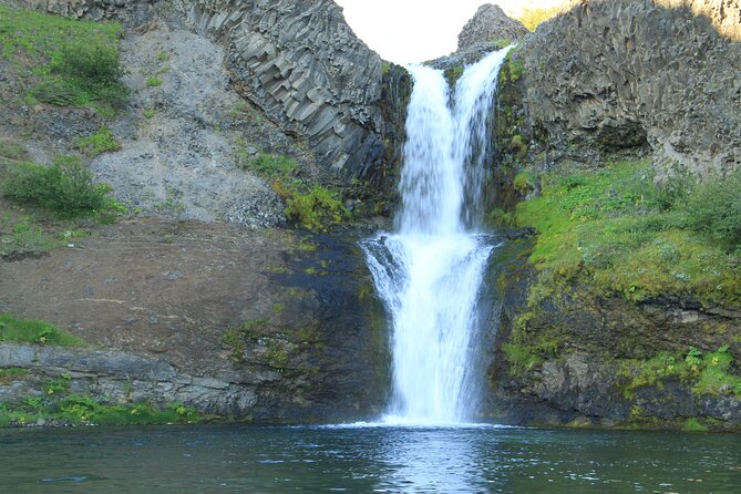 Private Golden Circle and Secret Lagoon Tour from Reykjavik - Kerið Crater: rim photos or the hike to the blue pool